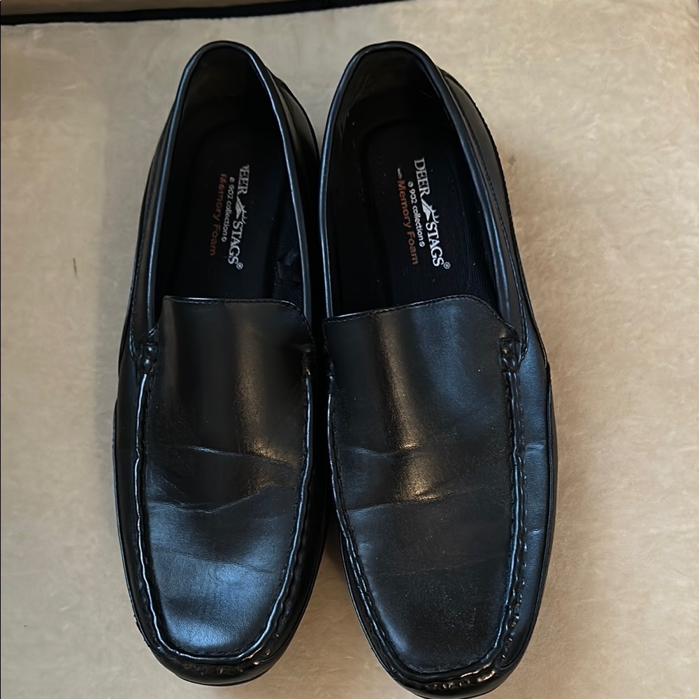 Deer Stags Black Leather Slip-On Loafers